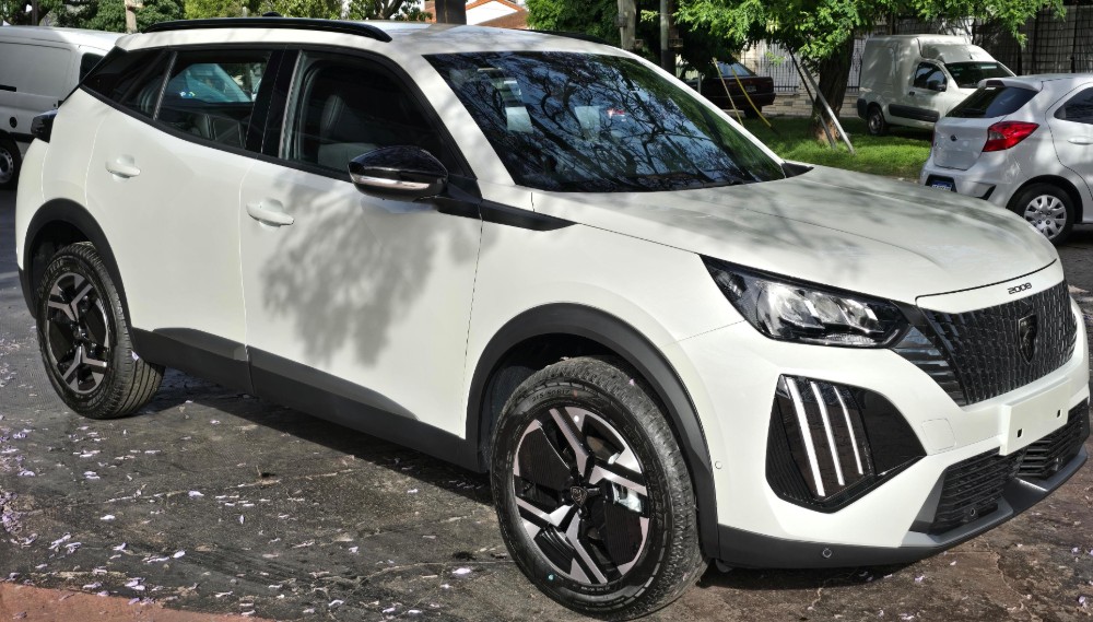 Peugeot 2008 ALLURE
